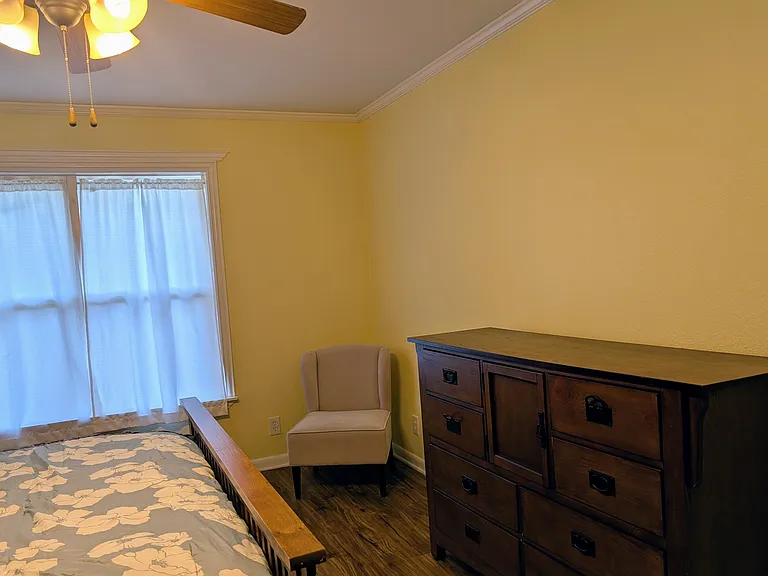 1311 Crestline St — Photo 15