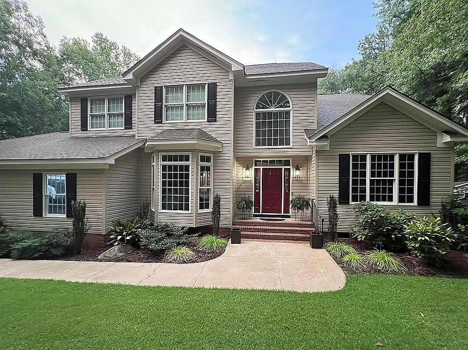 2nd image of 160 Edgerton Ln