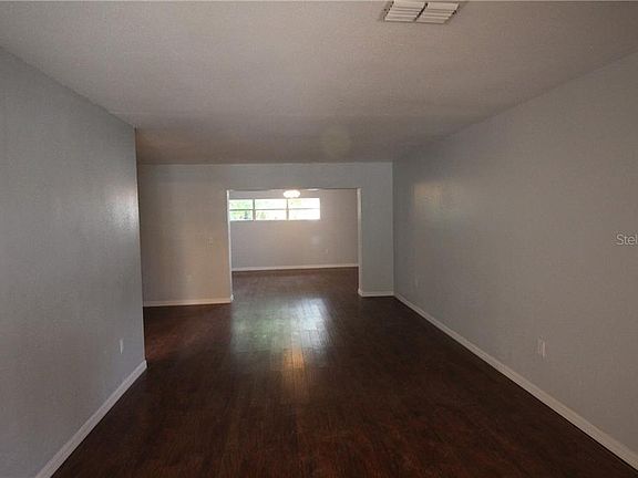 2nd image of 1015 Kettles Ave