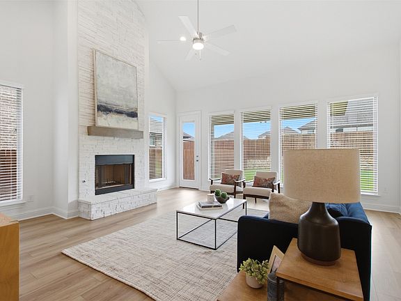 3rd image of 352 Alina Dr