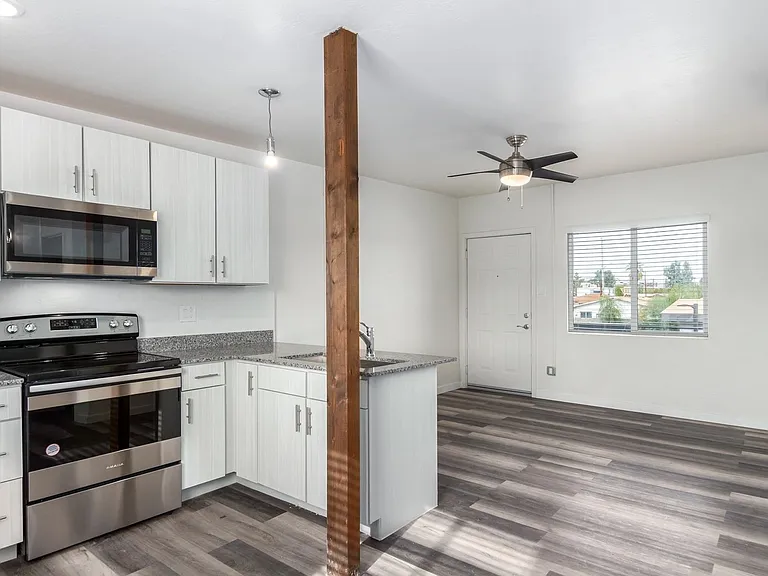 Morningside Pointe — Photo 40