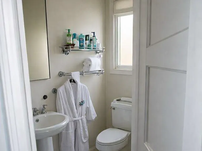 505 Colgate Way — Photo 15