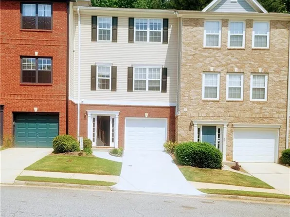 523 Lantern Wood Dr, Scottdale, GA 30079