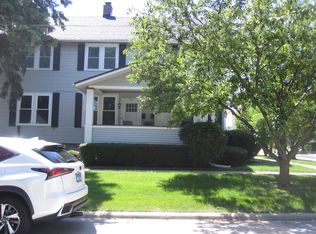 24 N Hale St #24A, Palatine, IL 60067