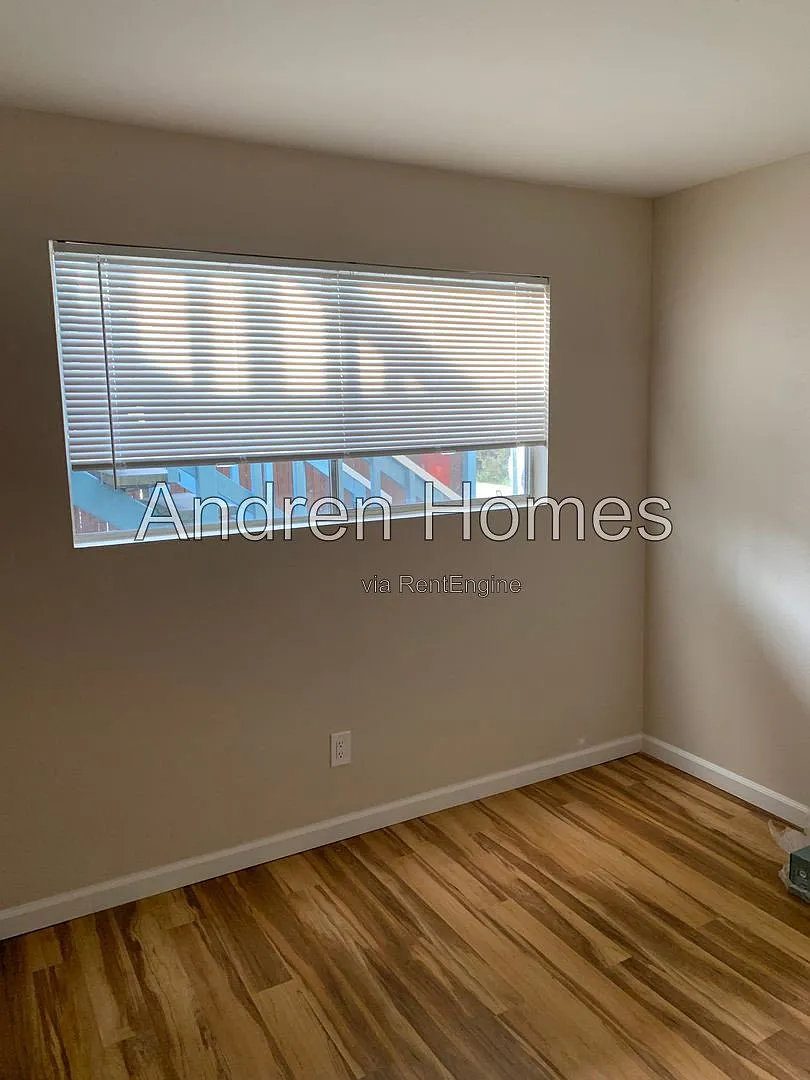 2 bed, 2.0 bath, 1000 sqft, $3,000 — Photo 4
