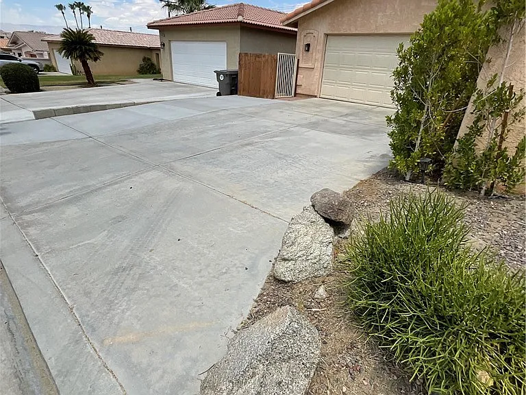 53660 Avenida Herrera — Photo 2