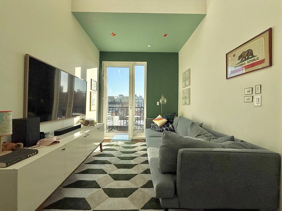 2nd image of 235 Jackson St #2A