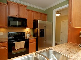 4225 Lumsden Ln, High Point, NC 27265