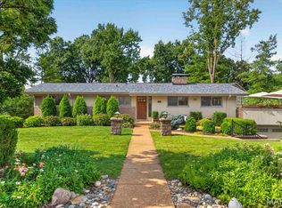 11728 Claychester Dr, Saint Louis, MO 63131