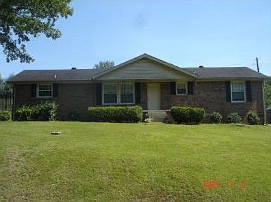 1st image of 738 Kleeman Dr