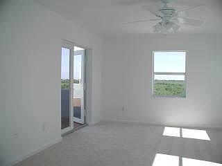 4th image of 144 Bahama Ct