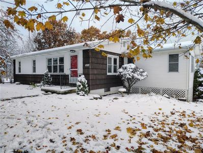13676 Bloomingdale Rd, Akron, NY, 14001