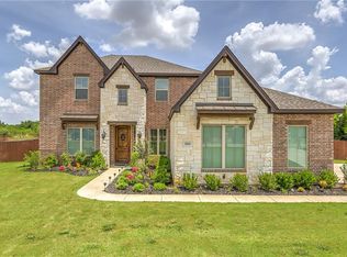 880 Prairie Timber Rd, Burleson, TX 76028