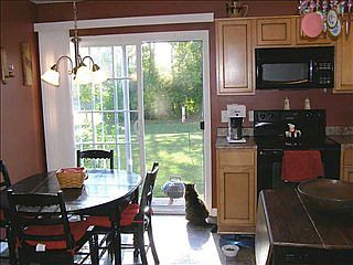 5th image of 138 Thistlewood Dr