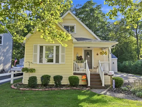 159 California Dr, Williamsville, NY 14221