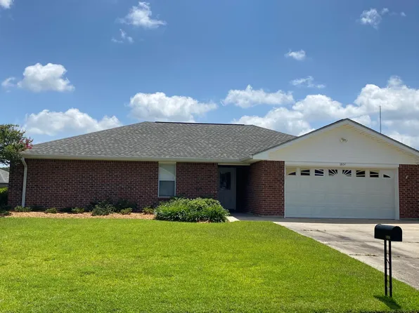 1804 Maplewood St, Deridder, LA 70634