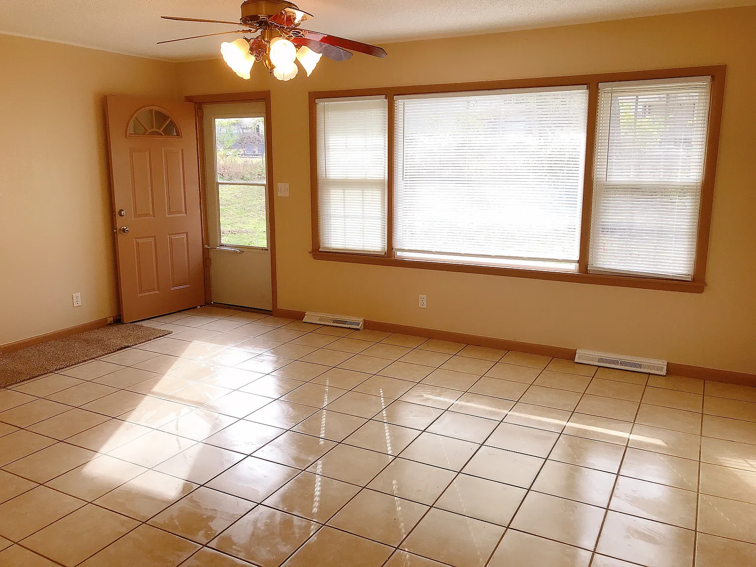 9 Pecan Grove — Photo 2