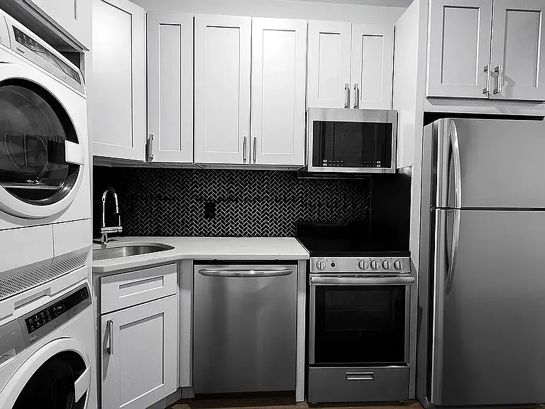 197 Franklin St #3F — Photo 4