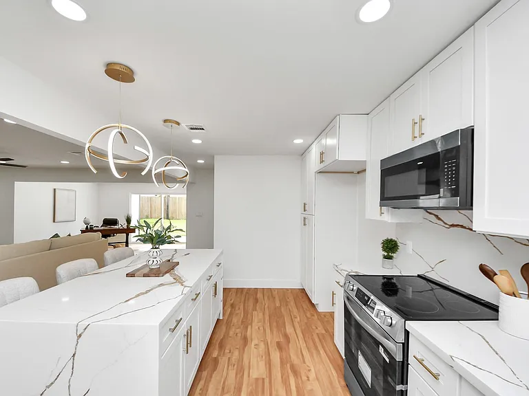 6249 Locke Ln — Photo 28