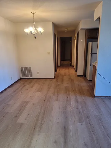 412 N Oakwood Rd #212 Photo 1