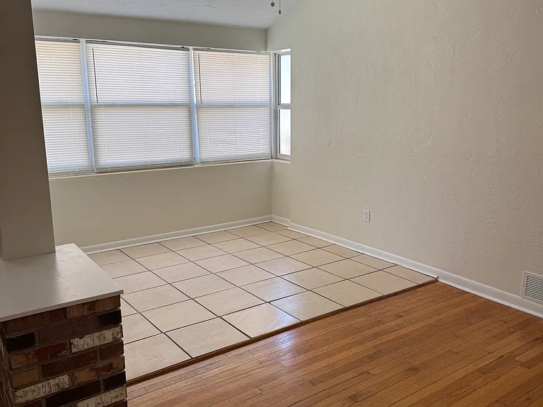 245 Emory Pl #HOUSE — Photo 9