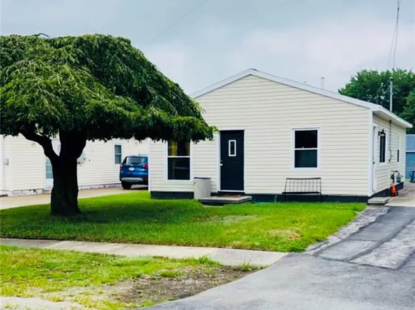 135 W Mason St, Clyde, OH 43410
