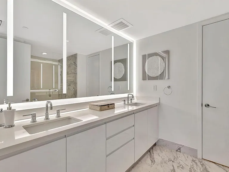 612 Bayshore Dr #301 — Photo 28