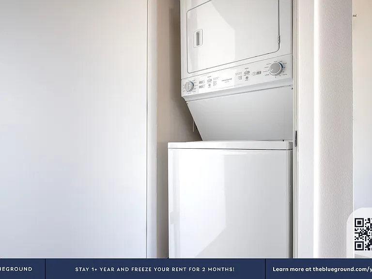 Washer/Dryer in Apartment