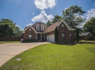 9437 Lake Woods Ct, Semmes, AL 36575