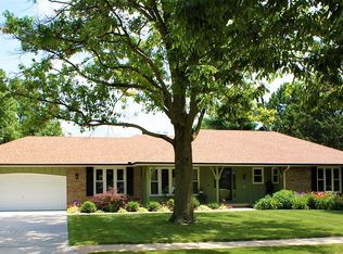2105 N 101st Cir, Omaha, NE 68134