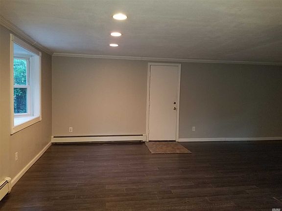 4th image of 7 Hornleaf Ln