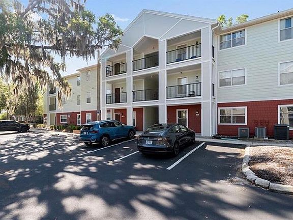 2nd image of 2360 SW ARCHER ROAD #915
