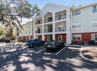 2360 SW Archer Rd APT 915, Gainesville, FL 32608