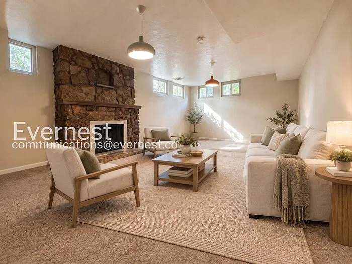 2 bed, 1.0 bath, 1577 sqft, $1,250 — Photo 2