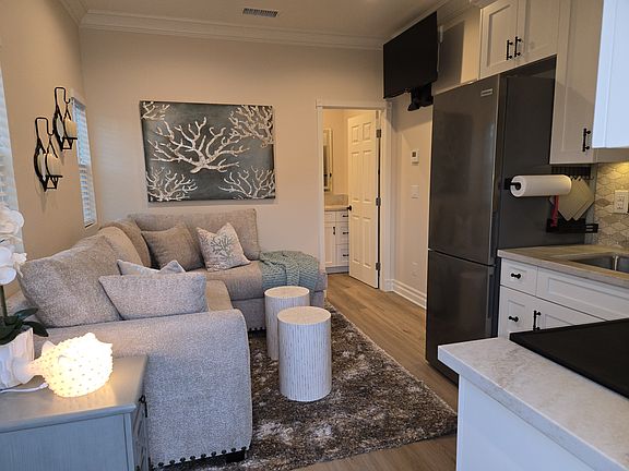 2nd image of 23431 Canterbury Way