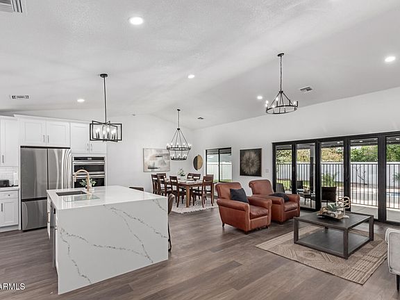 3rd image of 6201 E KINGS Avenue