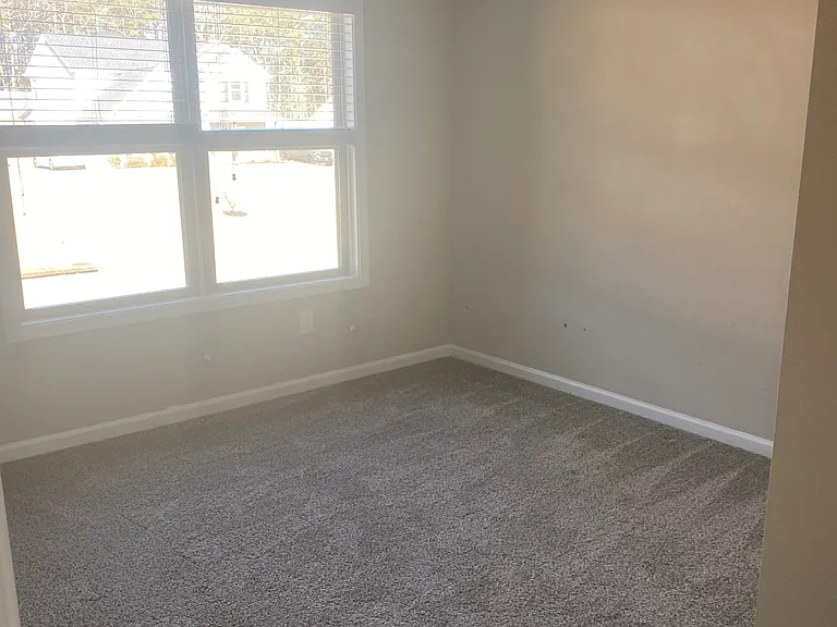 6358 Woodland Station Dr — Photo 18