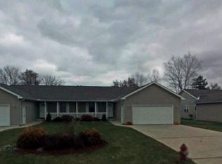 3072 Silverwood Dr, Saginaw, MI 48603