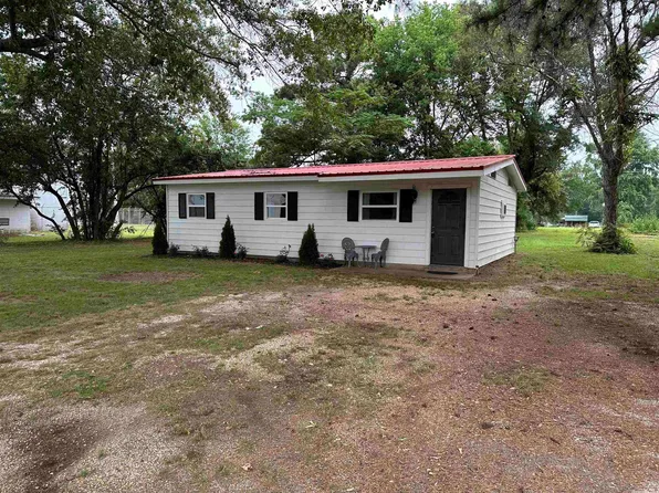 402 Cedar St, Prattsville, AR 72129