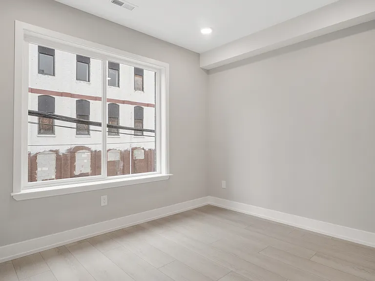 1111 S 24th St #201 — Photo 16
