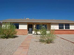 1814 Crescent Dr, Alamogordo, NM 88310