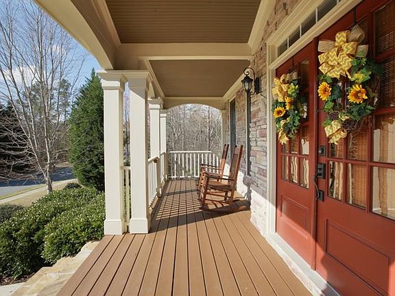 3rd image of 5126 Millwood Dr