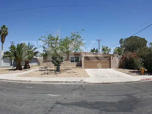 332 Wisteria Ave Photo 1