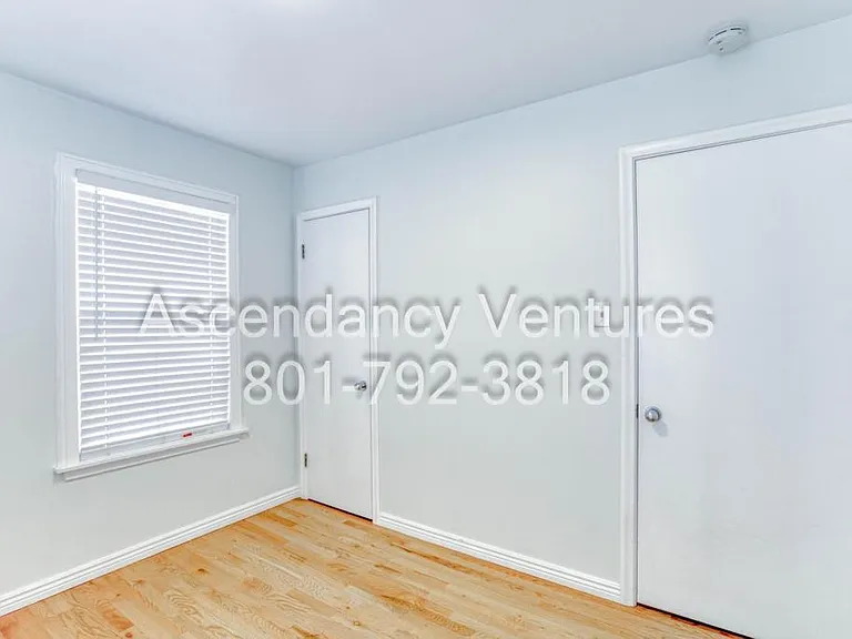 538 S Navajo St — Photo 7