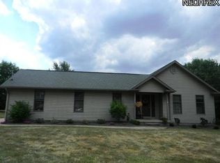 6749 Northlawn Ave, Louisville, OH 44641
