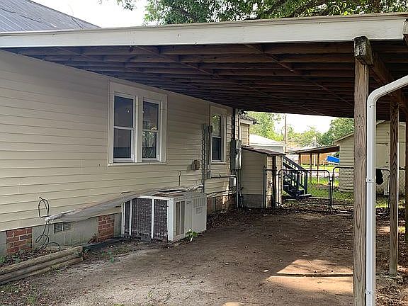 5th image of 3344 E Railroad Blvd