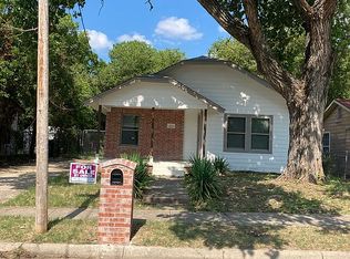 2712 Dillard St, Fort Worth, TX 76105