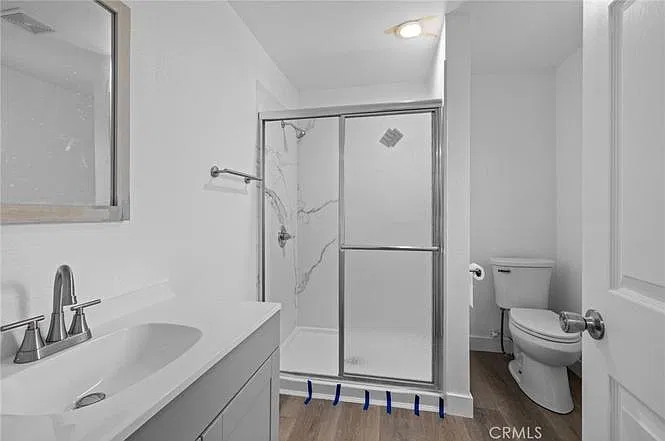 3 bed, 1139 sqft, $3,450 — Photo 2
