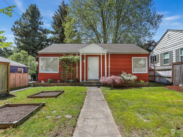 8407 35th Avenue SW, Seattle, WA 98126