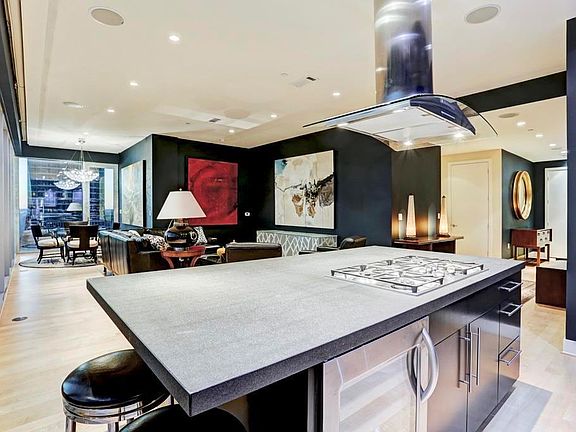 5th image of 1600 Post Oak Blvd Unit 1507